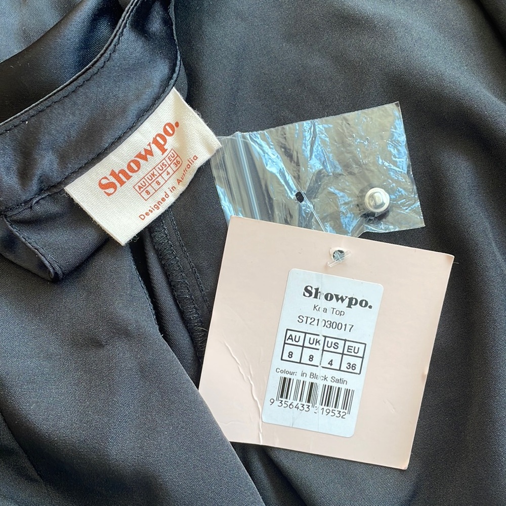 Satin crop long sleeve/open back top - Picture 4 of 4
